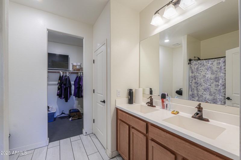 master bath to closet