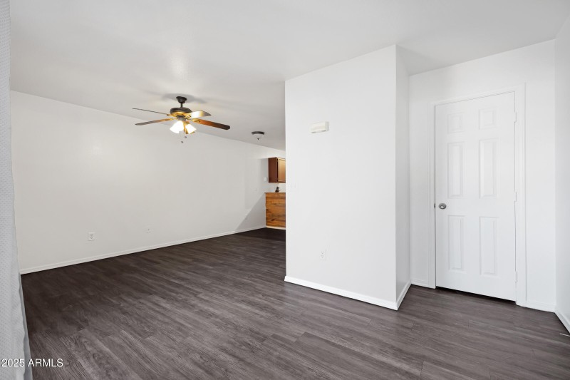 2301 E University Dr #401-5