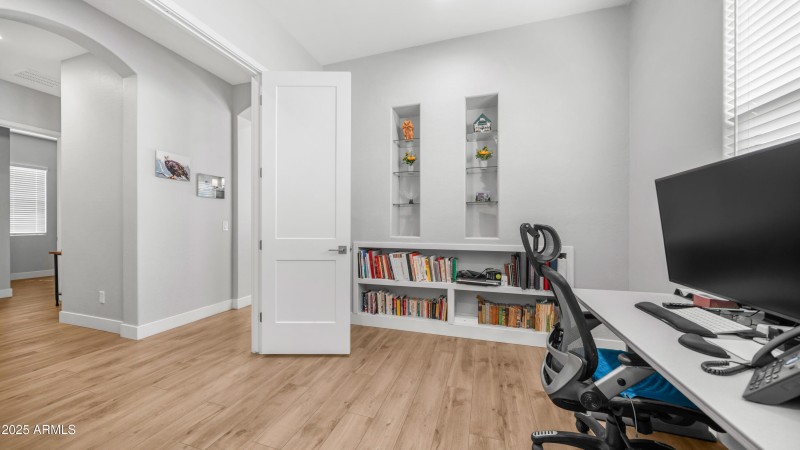 23080 E Carriage Way (7)