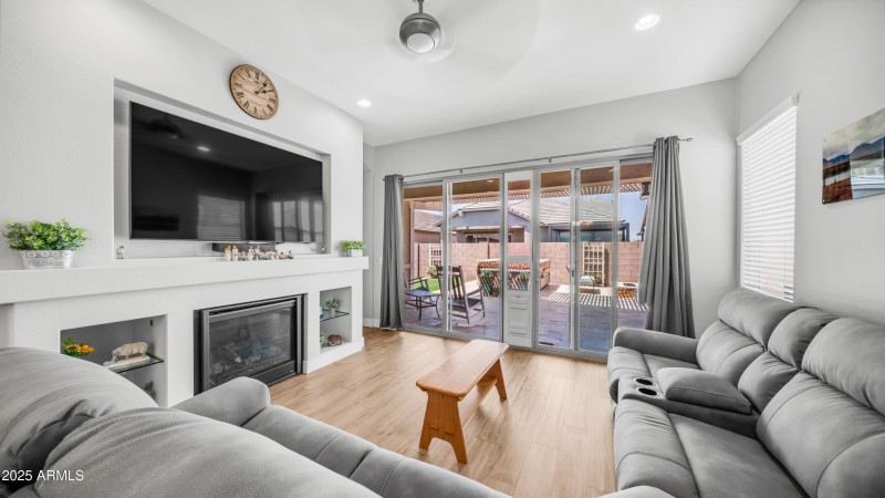 23080 E Carriage Way (14)