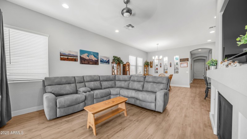 23080 E Carriage Way (15)