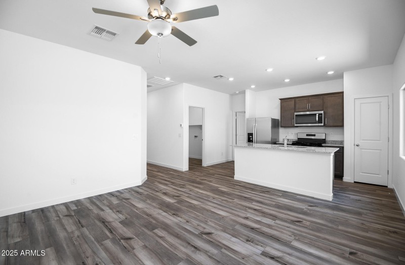 Southwest_Amado_A_L_005