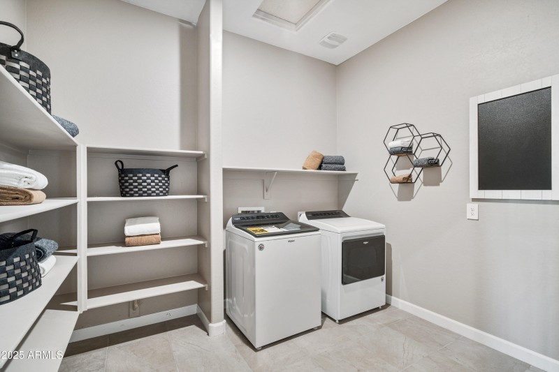 Dove_3734_Lakes at Red_Maricopa_AZ_DRH_6