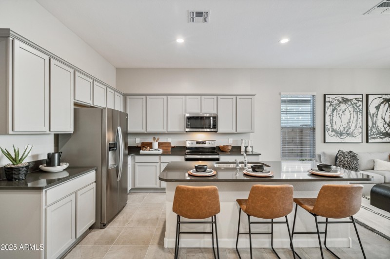 Dove_3734_Lakes at Red_Maricopa_AZ_DRH_1