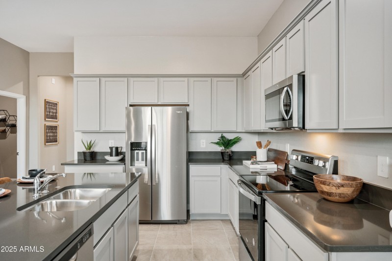 Dove_3734_Lakes at Red_Maricopa_AZ_DRH_1