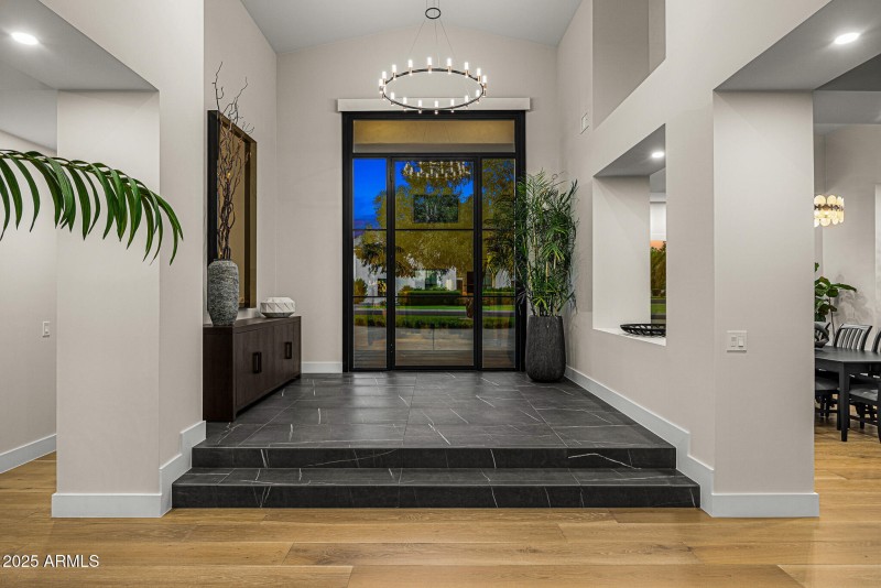 foyer_twilight