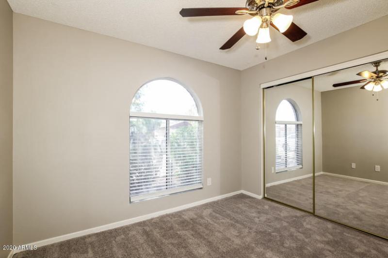 P3212979-07-Bedrooms-658868