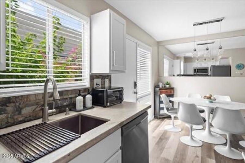 69aefaa5-fe44-415d-b318-0f45b240d556