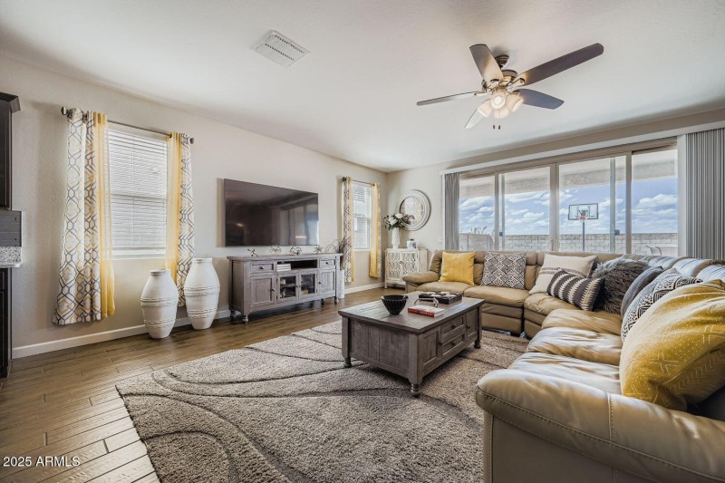 4108 N 304th Ln - Web Quality - 006 - 07