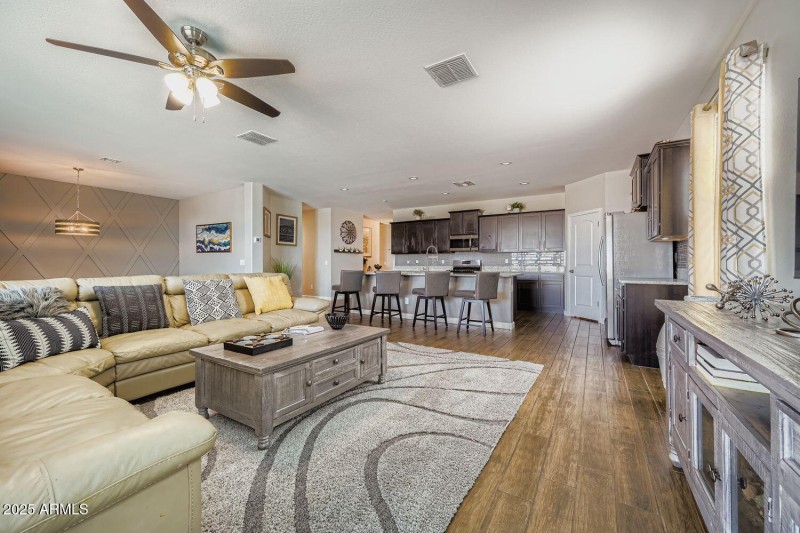 4108 N 304th Ln - Web Quality - 008 - 09