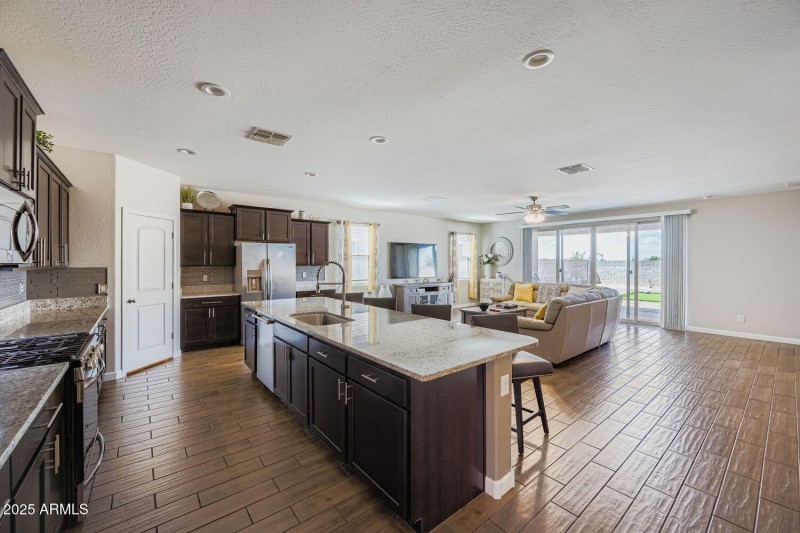 4108 N 304th Ln - Web Quality - 011 - 13