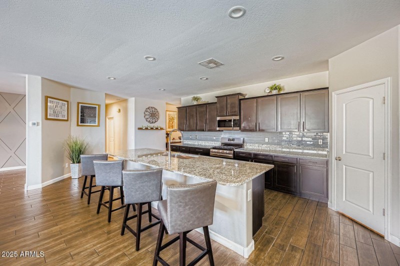 4108 N 304th Ln - Web Quality - 013 - 17