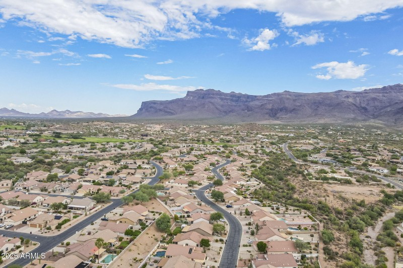 7-web-or-mls-Rising-7