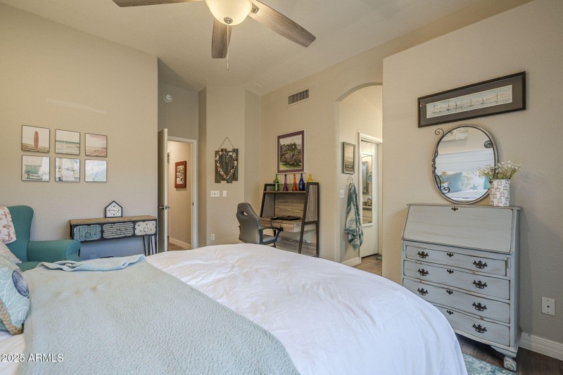 47-web-or-mls-Rising Sun-34