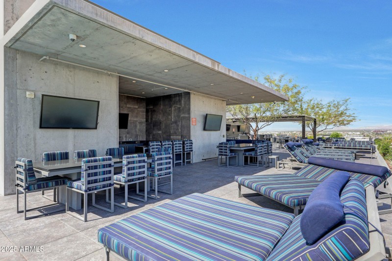 Without TV & Fire (4)