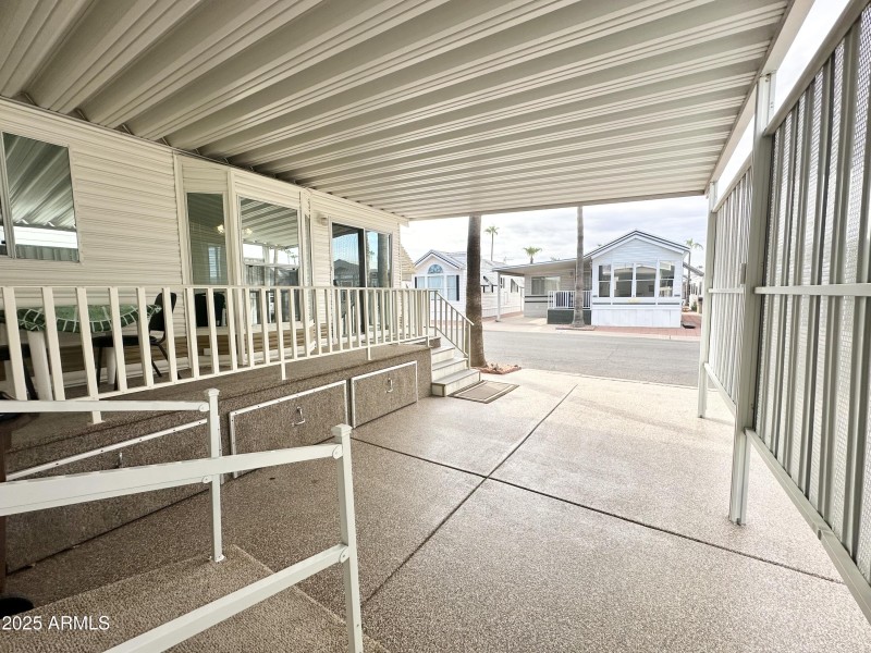 GRAND EPOXY COATED CARPORT