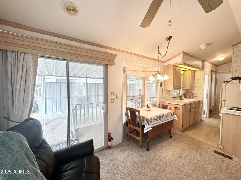 ENTRY SLIDER TO DECK