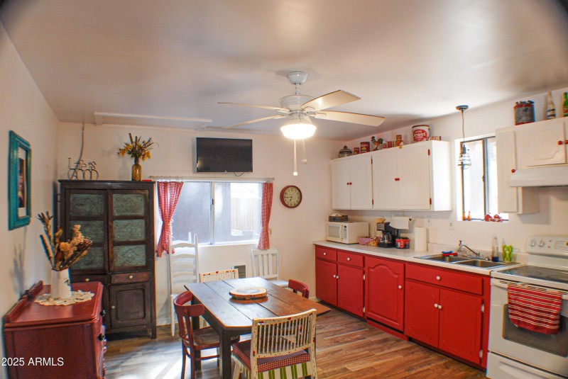 Powerline Lane-for sale