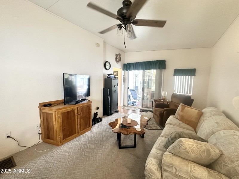 WELCOME TO YOUR AZ ROOM