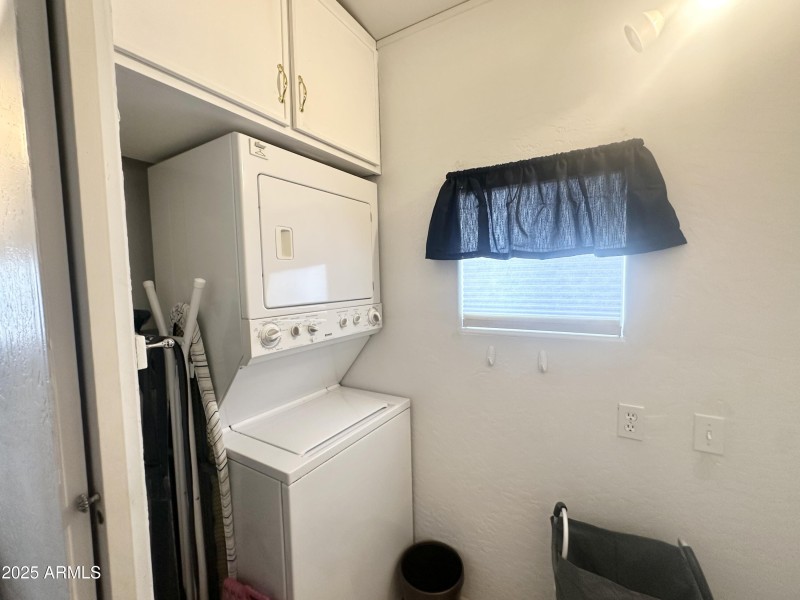 STACKABLE WASHER/DRYER