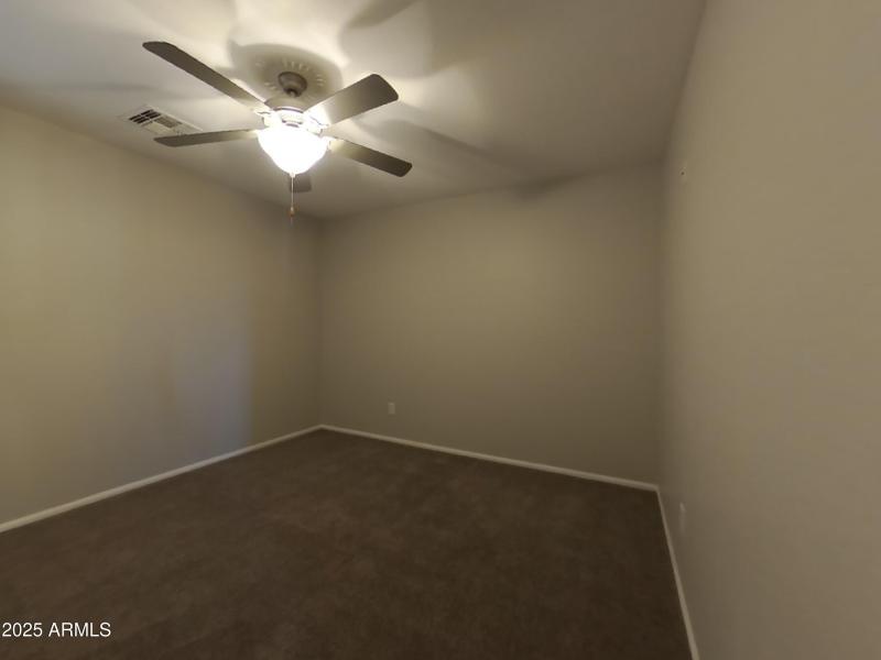 9_pc_dxqOoP2G44_7aNYRuB2XU_layout_1