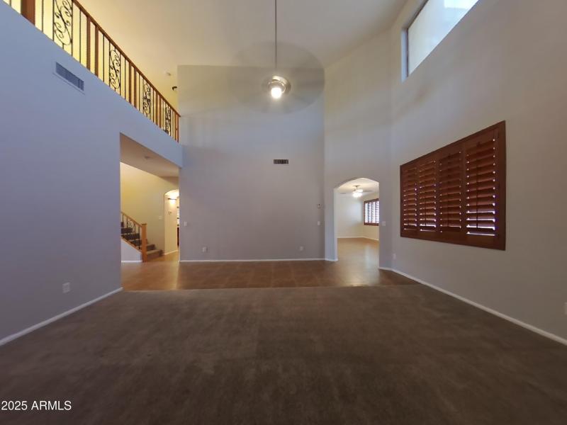 16_pc_Y3pR9amL4y_SRc8JUhDDa_layout_1