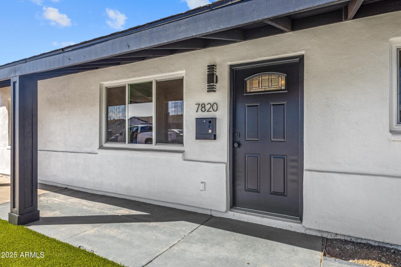 7820 E Loma Land Dr-4