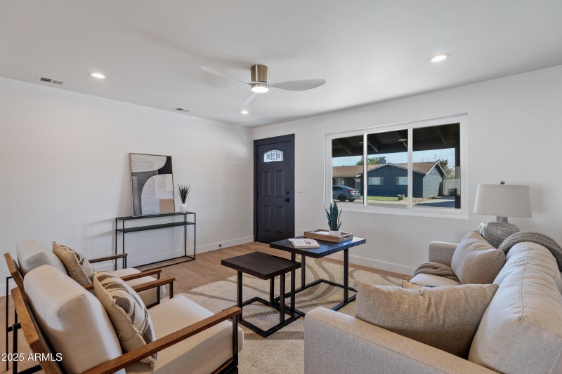 7820 E Loma Land Dr-6