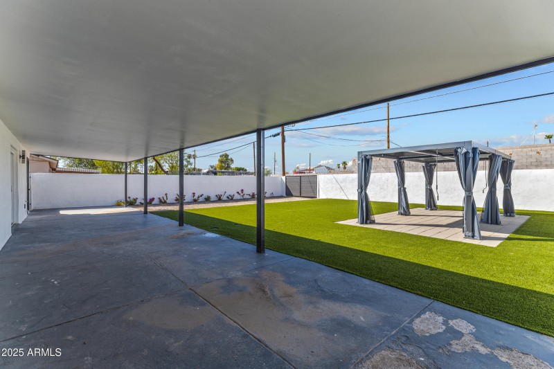 7820 E Loma Land Dr-26