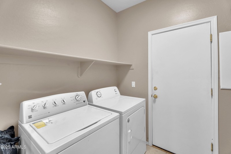 32-web-or-mls-East Sebring-19