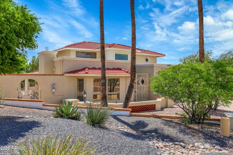 2237 E Captain Dreyfus-63