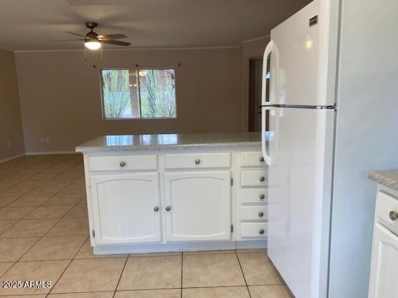 6 Kitchen island