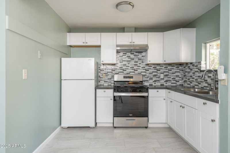 12-web-or-mls-436-roma-ave