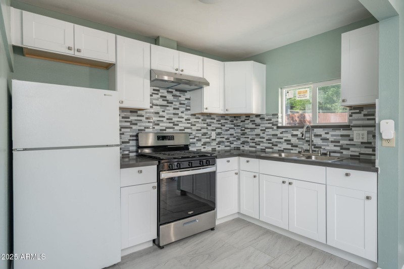 13-web-or-mls-436-roma-ave