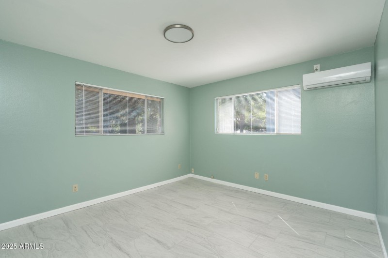 23-web-or-mls-436-roma-ave