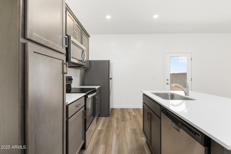 Southwest_Amado_L_001