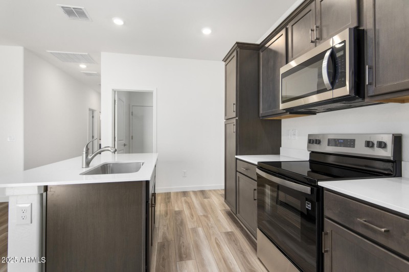 Southwest_Amado_L_009