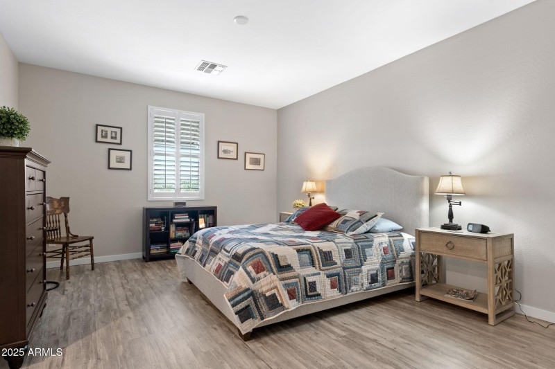 015__3855 S McQueen Rd APT 5