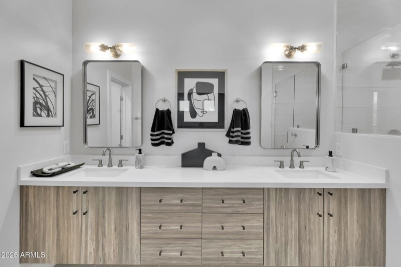 33-web-or-mls-Hearne-30