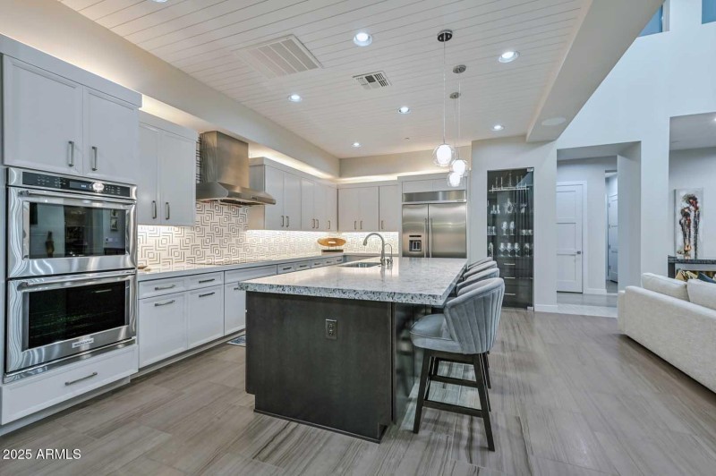 Night-Kitchen