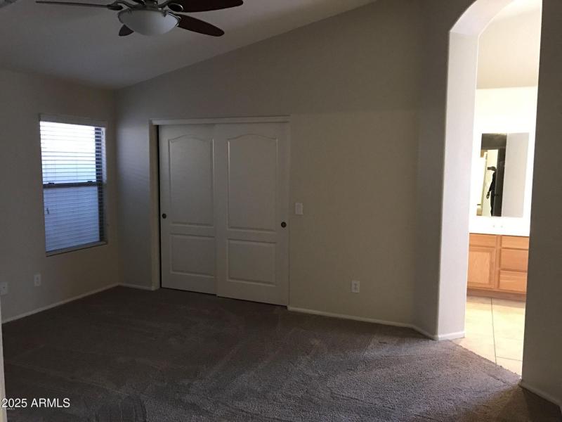 20161230054115101036000000-o