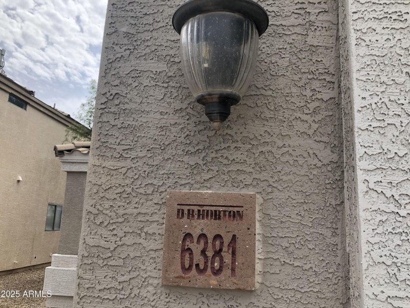 Builder Signature one the Home