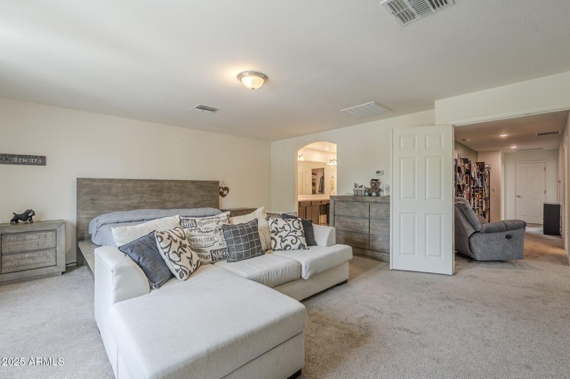 020_Master Suite and Sitting Area