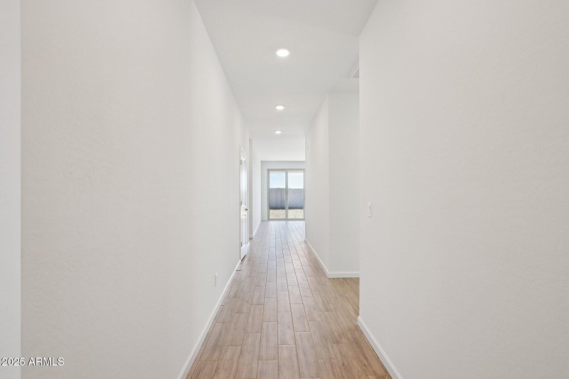 5-web-or-mls-W Bajada Rd-S1709-005