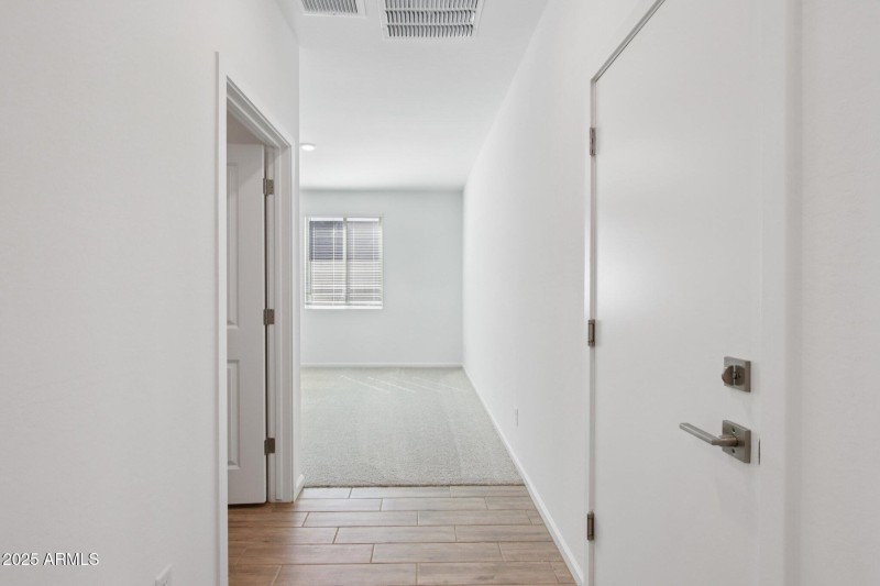 22-web-or-mls-W Bajada Rd-S1709-022