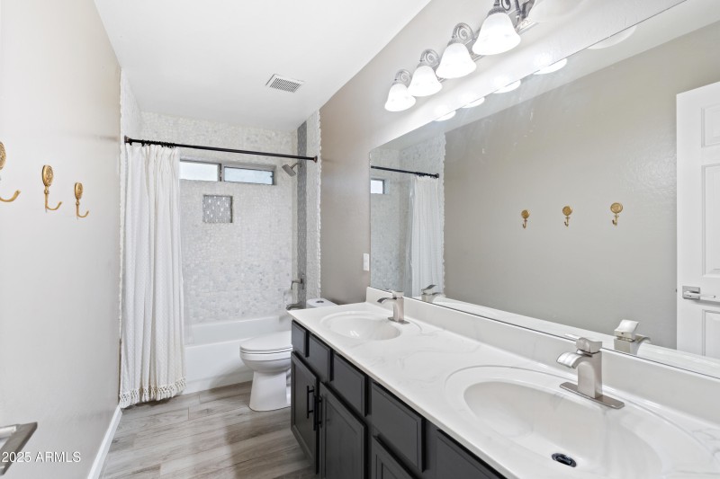 Hall Bath with Dual Vanity