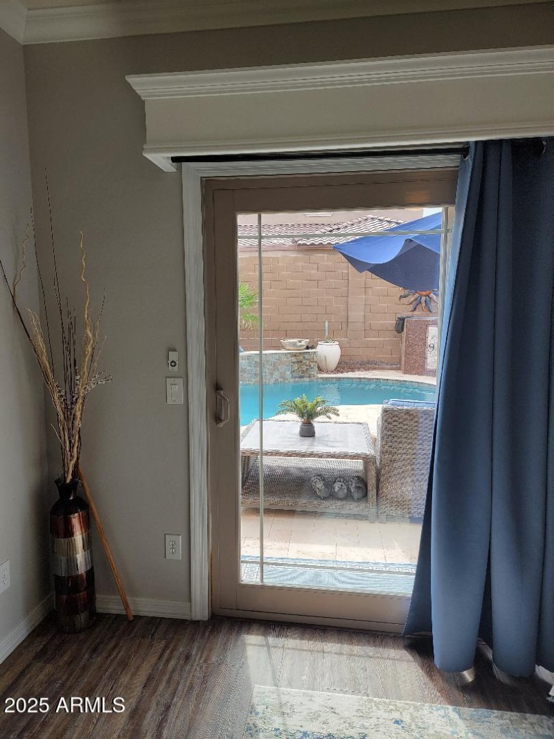 7531 door out of the primary bedroom ont