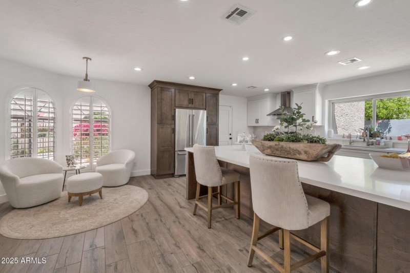 Lounge seating & Eat in kitchen