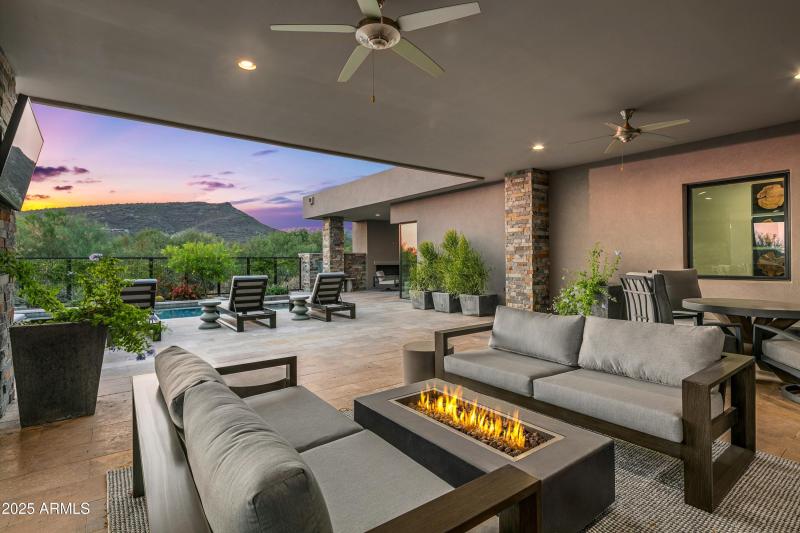 010_Outdoor Living from Great Room