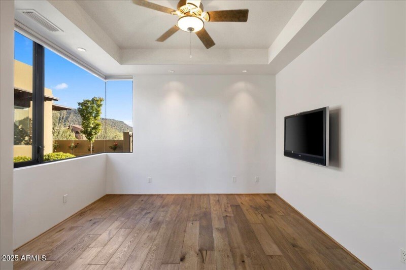 Bedroom 3 / Office / Den